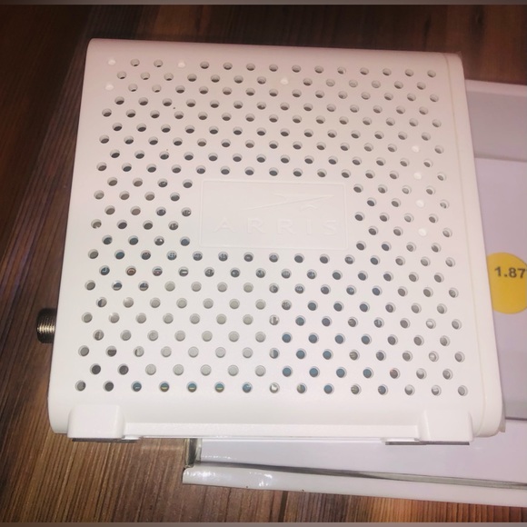ARRIS SURFboard SB6183 16x4 Docsis 3.0 Cable Internet White Modem Gaming Speed - Picture 6 of 12